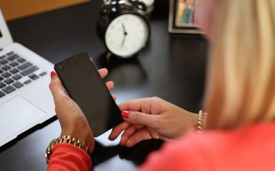 Reinserción laboral de las mujeres después de los 40 años: obstáculos y soluciones